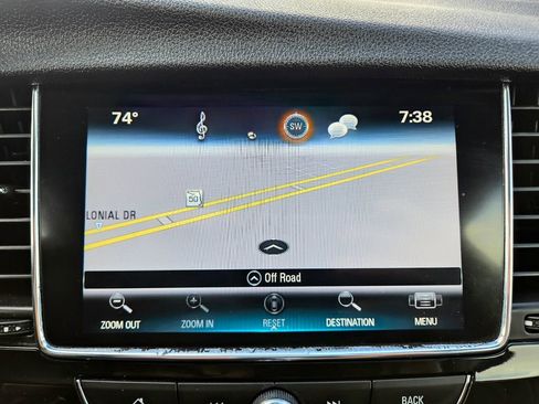 Used 2019 Buick Encore Sport Touring image 28