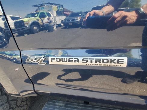 Used 2017 Ford F350 XLT w/ XLT Premium Package AWD/4WD image 29