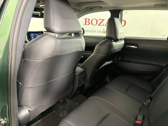 Used 2024 Toyota Corolla Cross XLE w/ Convenience Package AWD/4WD image 25