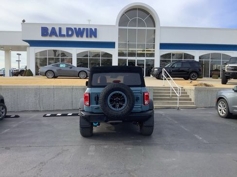 Used 2022 Ford Bronco Black Diamond w/ Sasquatch Package image 6