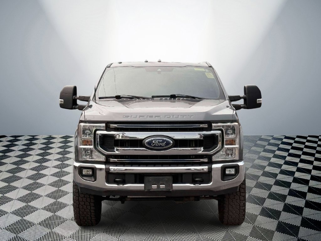 Used 2022 Ford F350 XLT w/ XLT Value Package AWD/4WD image 2