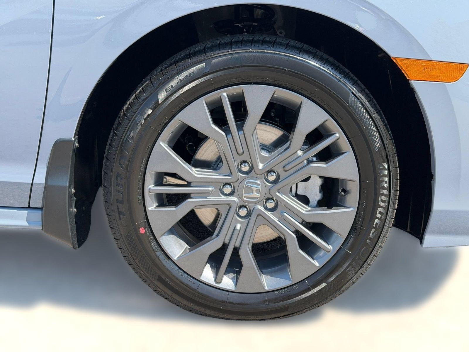 New 2027 Honda Odyssey Touring image 12