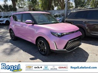 Used 2023 Kia Soul EX video 1
