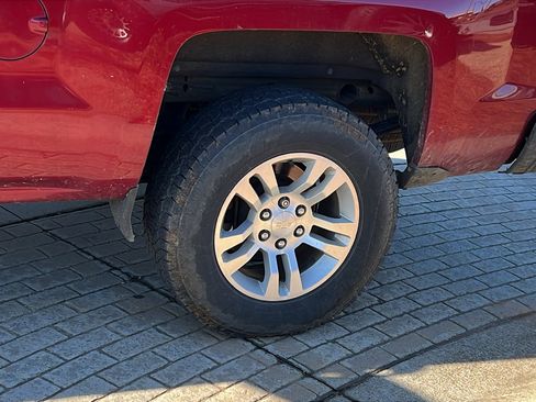 Used 2019 Chevrolet Silverado 1500 LT w/ Texas Edition image 12