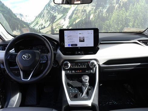 Certified 2023 Toyota RAV4 XLE Premium image 18