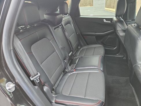 Used 2024 Ford Escape ST-Line w/ Tech Pack #1 image 30