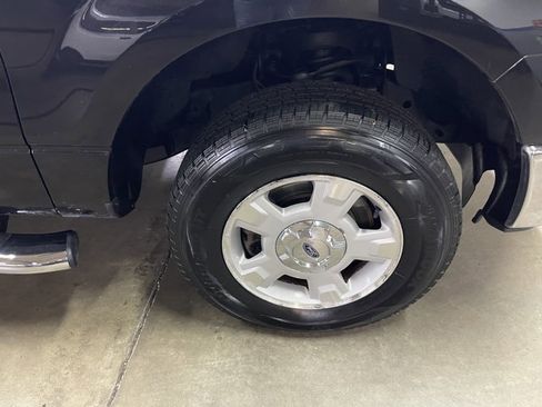 Used 2013 Ford F150 XLT w/ Mid Equipment Group image 13