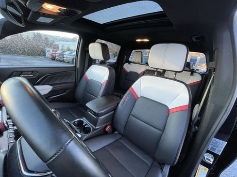 Used 2024 GMC Canyon AT4X image 18