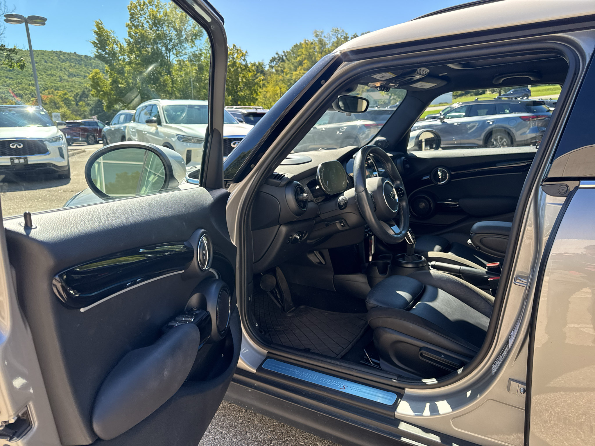 Used 2024 MINI Cooper S FWD image 11