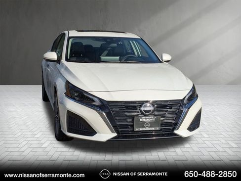 New 2025 Nissan Altima 2.5 SL image 1