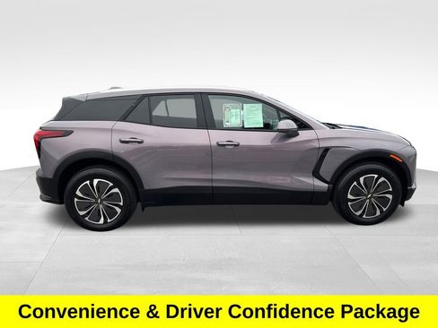 Used 2024 Chevrolet Blazer EV LT image 7