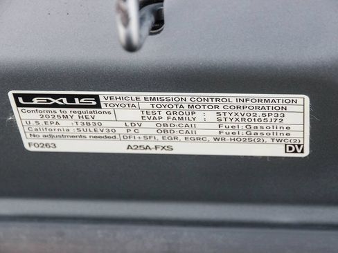 Certified 2025 Lexus ES 300h w/ Accessory Package (Z2) FWD image 28