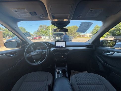 Used 2020 Ford Escape SE FWD image 9