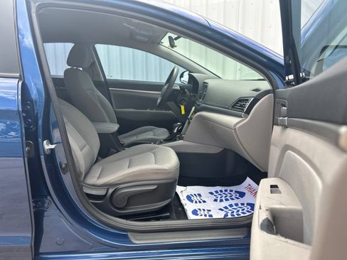 Used 2017 Hyundai Elantra SE FWD image 15