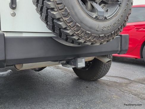 Used 2016 Jeep Wrangler Unlimited Sport w/ Connectivity Group AWD/4WD image 16