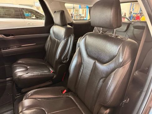 Used 2020 Hyundai Palisade SEL w/ Premium Package AWD/4WD image 11