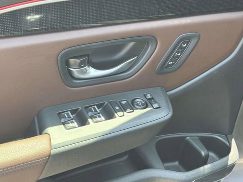 Used 2024 Honda Pilot Elite image 27
