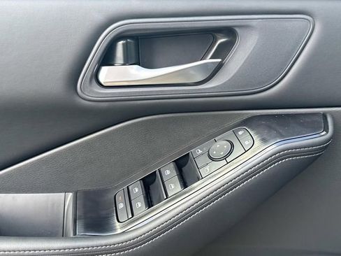 New 2026 Nissan Rogue SV FWD image 21