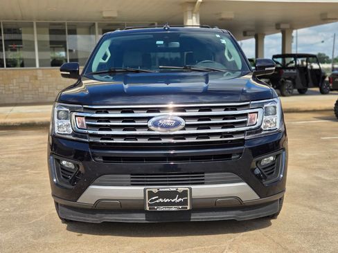 Used 2021 Ford Expedition XLT RWD image 2