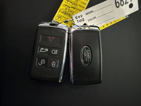 Used 2025 Land Rover Defender 110 S AWD/4WD image 33