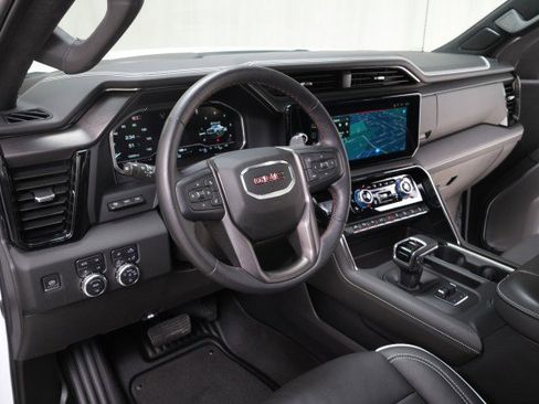 Used 2024 GMC Sierra 1500 AT4X image 54