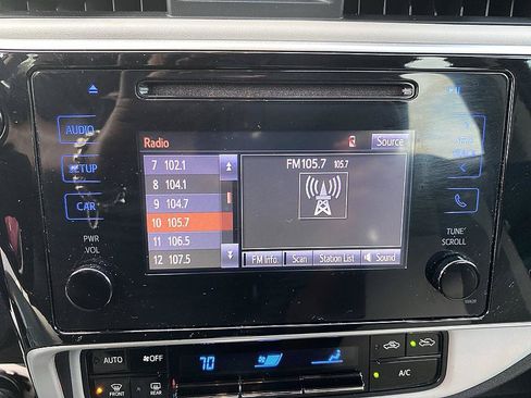 Certified 2017 Toyota Corolla LE FWD image 16