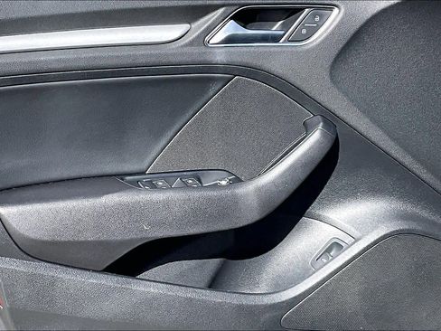 Used 2019 Audi A3 2.0T Premium image 19