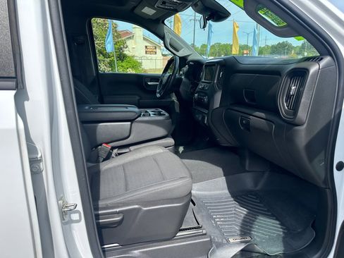 Used 2023 Chevrolet Silverado 1500 Custom image 21