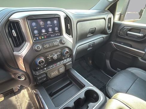 Used 2022 Chevrolet Silverado 2500 LTZ w/ LTZ Convenience Package image 25