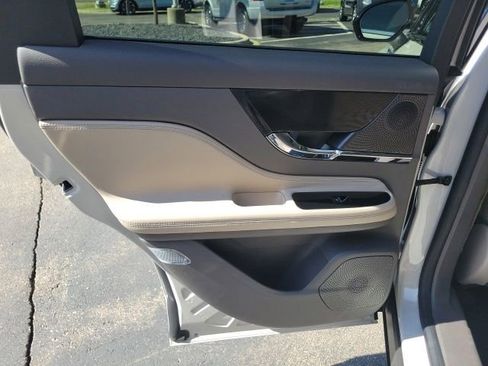 Certified 2024 Lincoln Corsair AWD w/ Equipment Group 101A image 20