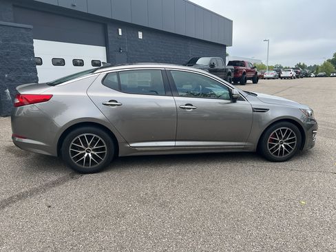 Used 2013 Kia Optima SX w/ Limited Pkg FWD image 6