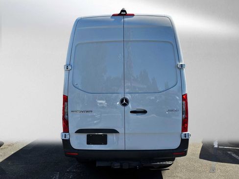 Used 2026 Mercedes-Benz Sprinter 2500 image 4