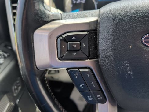 Used 2020 Ford F250 Platinum w/ FX4 Off-Road Package AWD/4WD image 4