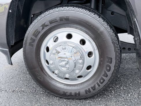 Used 2023 RAM 3500 Limited image 34