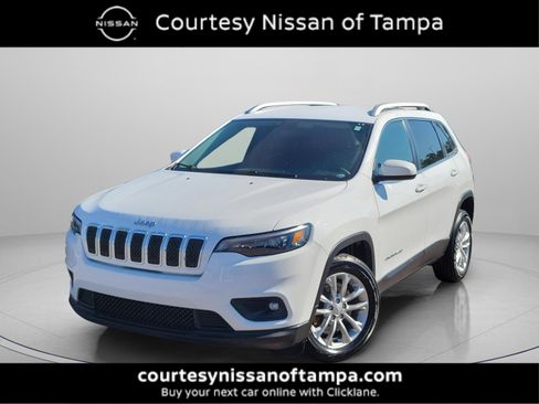 Used 2019 Jeep Cherokee Latitude w/ Popular Appearance Group image 1
