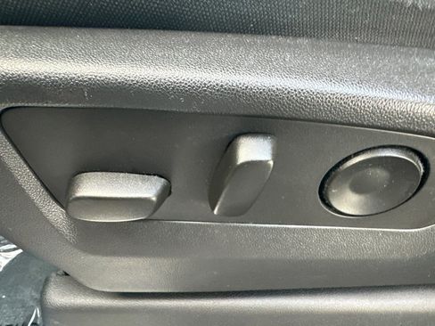 Used 2023 GMC Sierra 1500 Elevation w/ Preferred Package image 12