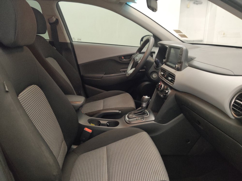 Used 2018 Hyundai Kona SE FWD image 21