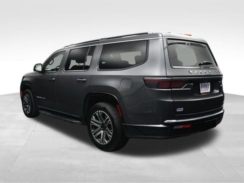 Used 2024 Jeep Wagoneer Series II w/ Flexible Seating Group AWD/4WD image 3