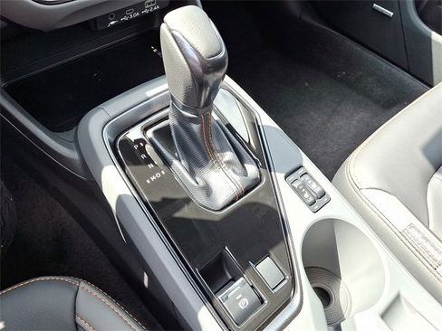 New 2025 Subaru Crosstrek 2.5i Limited w/ Crosstrek Mirror Package image 7