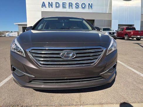Used 2016 Hyundai Sonata SE image 3