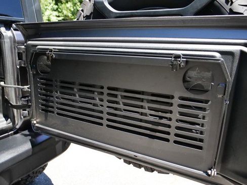 Used 2020 Jeep Wrangler Unlimited Rubicon AWD/4WD image 32