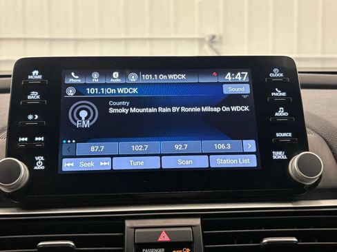 Used 2019 Honda Accord Sport image 40