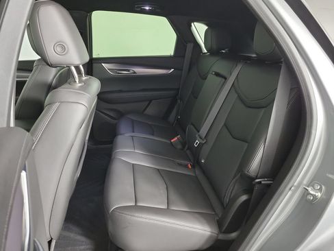 Certified 2025 Cadillac XT5 Luxury FWD image 10