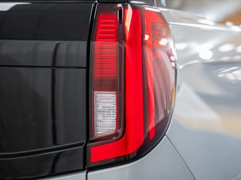 Used 2025 Ford Expedition Max Active RWD image 6