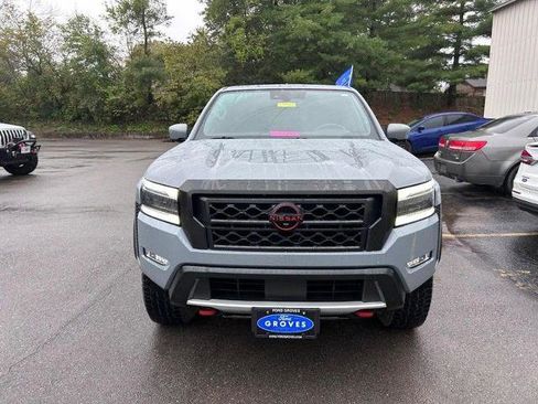 Used 2023 Nissan Frontier PRO-4X w/ Pro-4X Premium Package image 2