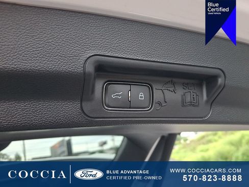 Certified 2023 Ford Explorer XLT w/ Equipment Group 202A AWD/4WD image 31