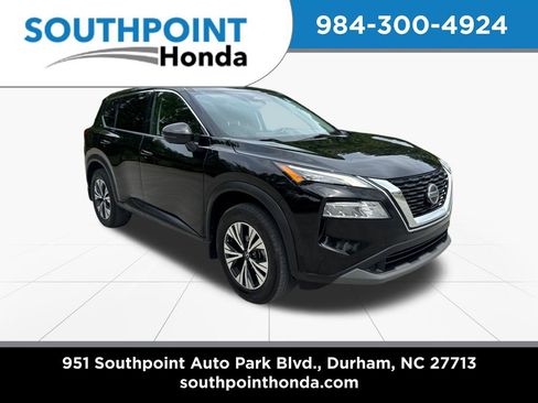 Used 2021 Nissan Rogue SV FWD image 1