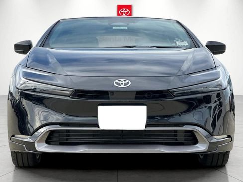 New 2026 Toyota Prius Limited FWD image 33