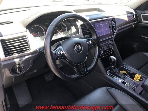 Used 2018 Volkswagen Atlas SEL FWD image 10