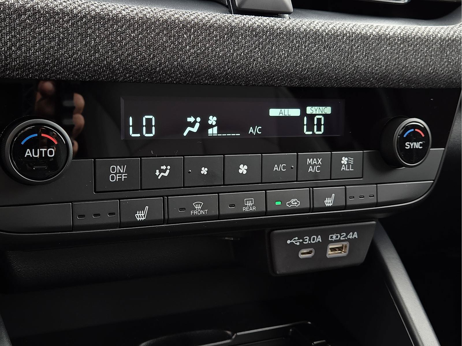 New 2026 Subaru Outback Limited AWD/4WD image 16